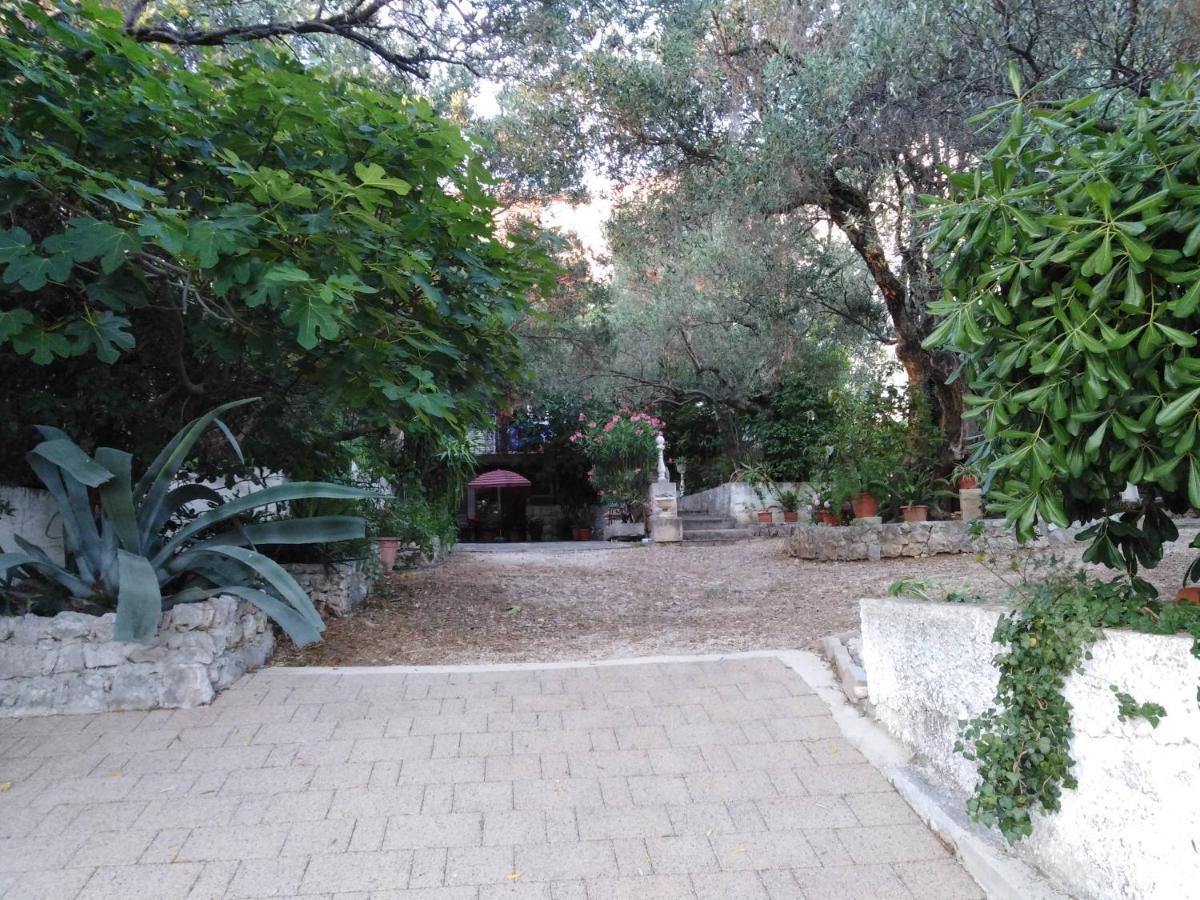 Leo Makarska Exterior foto